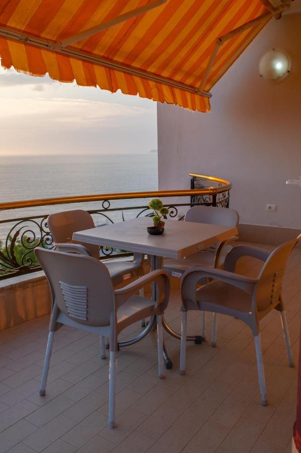Vila Zahaj Vlorë 外观 照片