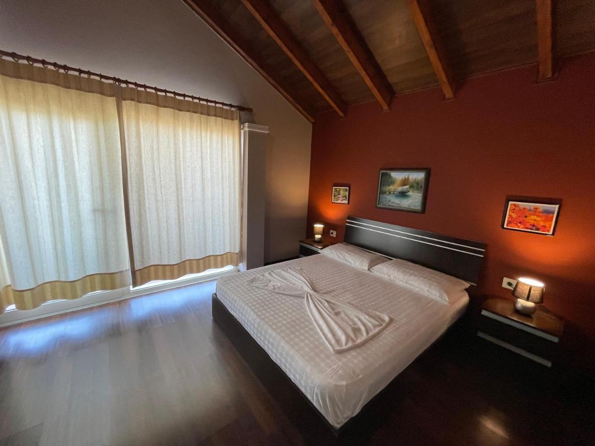 Vila Zahaj Vlorë 外观 照片